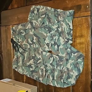 Forever 21 Large Mens Camo Cargo Jogger Pants
